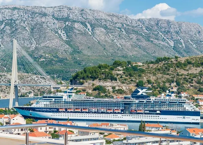 Appartamento Modern With Swimming Pool - Penthouse