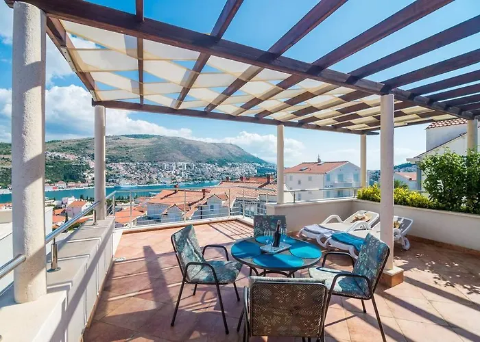 Modern With Swimming Pool - Penthouse Appartamento Ragusa