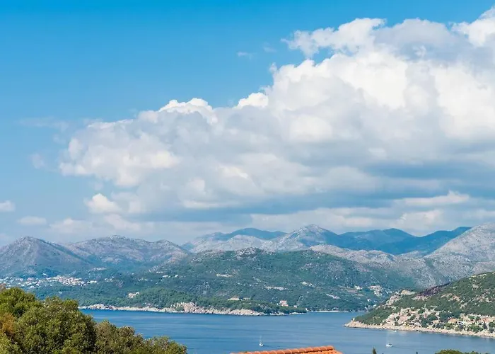 Modern With Swimming Pool - Penthouse Apartment Dubrovnik